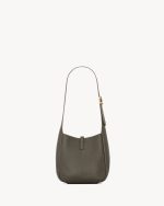 YSL Le 5 À 7 Supple Baby In Grained Leather - Image 4